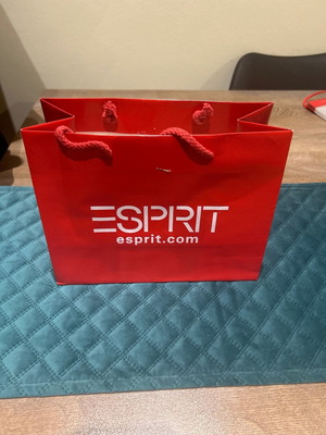 Σακούλα μικρή Esprit σαν καινούργιο