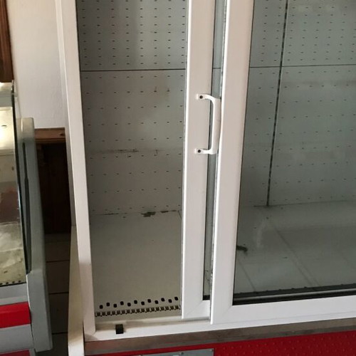 Professional refrigerator 4 meters three-phase power like new