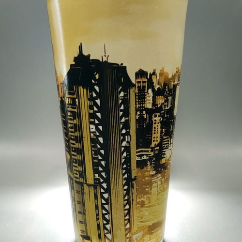 Batman Begins 2005 Limited Promo Frosted Glass Cup like new