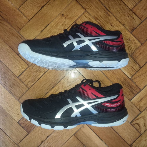 Asics Gel Beyond men's volleyball sports shoes like new, size 42.5