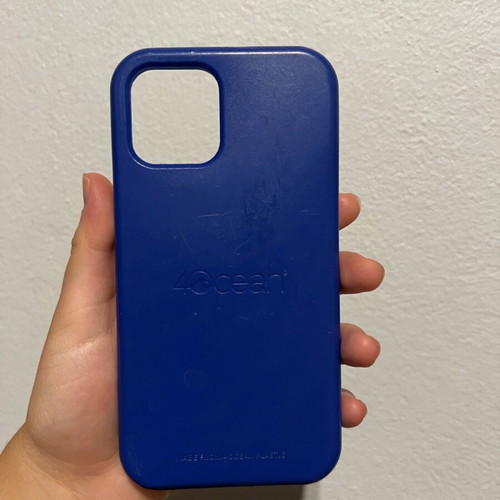 4ocean iPhone 12/12 Pro case used
