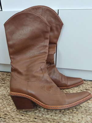 Καλογήρου vintage δερμάτινες μπότες μεταχειρισμένες, καφέ μπεζ, νούμερο 38