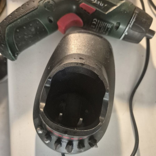 Bosch PSR 7,2 LI Rechargeable Cordless Drill used with Charging Base and Case