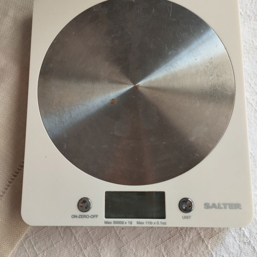Salter digital kitchen scale model 1036 WHSSDR like new