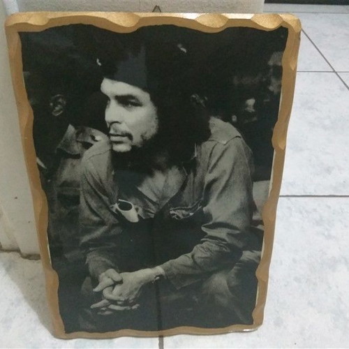 Ξύλινο κάδρο καινούργιο με κρεμαστάρι 30x21 εκ.