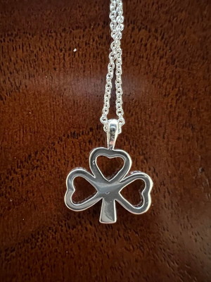 Silver-plated clover pendant new