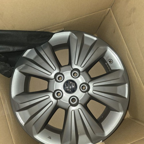 Suzuki Vitara wheels with ceramic coating, like new