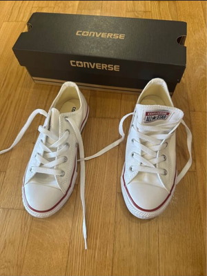 Converse size 35 sneakers new