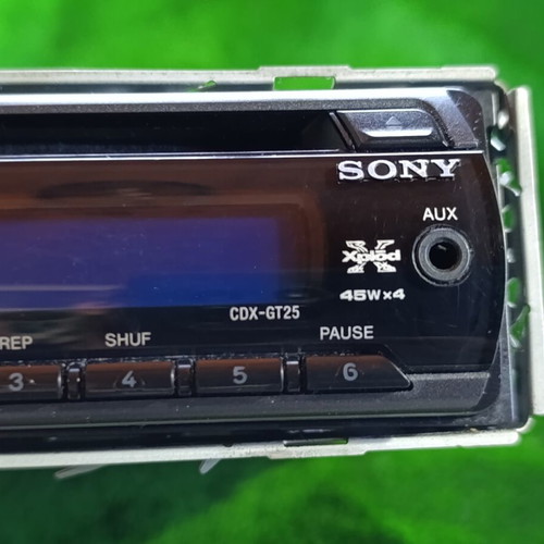 Sony CDX-GT25 car radio CD player