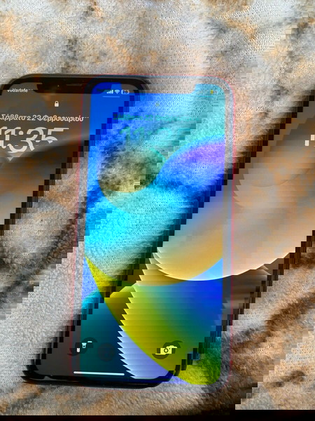 <μονο για αυτο το σκ> iPhone 11  64gb