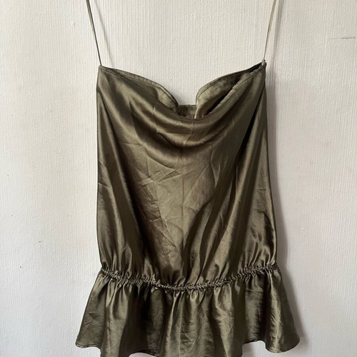 Satin top Iso used, size M, green