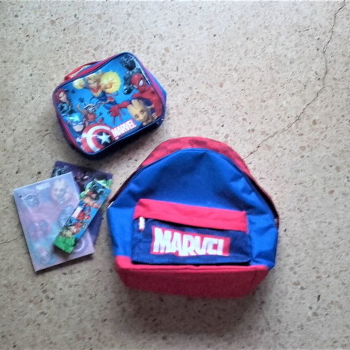 Marvel school bag new with accessories