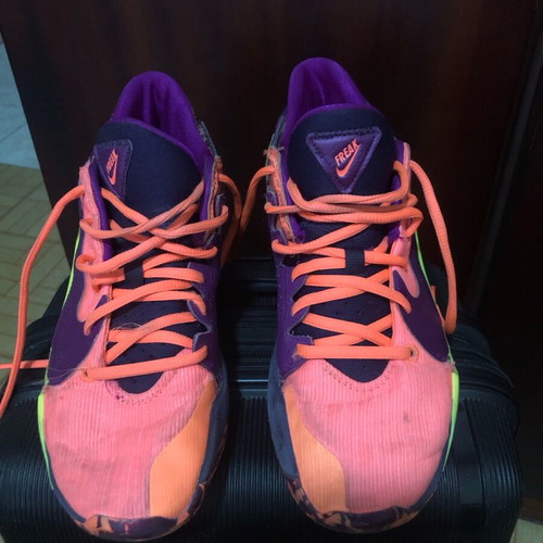 Nike Zoom Freak 2 used athletic shoes in Bright Mango, size 40