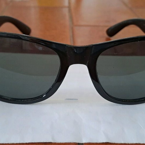 Black sunglasses like new in excellent condition
