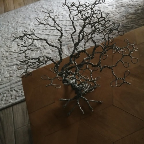 Handmade decorative wire tree 27cm height new