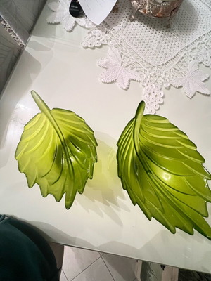 Glass decorative bowls like new, green leaf design