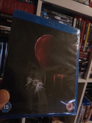 It Chapter One Blu-Ray brand new with Greek subtitles