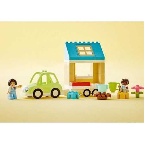 Lego Duplo Deluxe Brick Box with Base and Family Camping House, like new