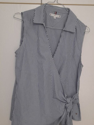 Tommy Hilfiger striped wrap shirt small like new