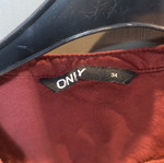 Only red top for women XS/34