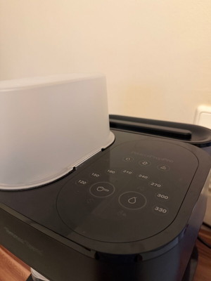 Tommee Tippee Perfect Prep Pro Milk Bottle Maker, like new