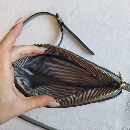 Maxfly shoulder bag like new, grey croc faux leather