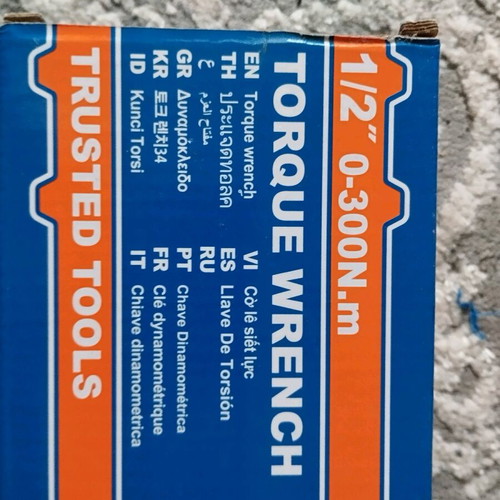 Torque wrench 1/2 new in box