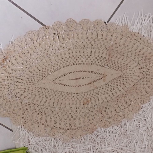 Embroideries and psomopano used, assorted set