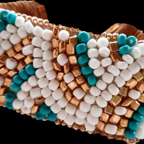 Embroidered leather bracelet new, white and turquoise