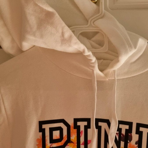 Pink sweatshirt white like new with hood and pocket