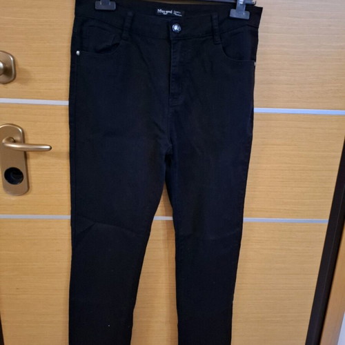Miss good women's black pants like new, size M-L