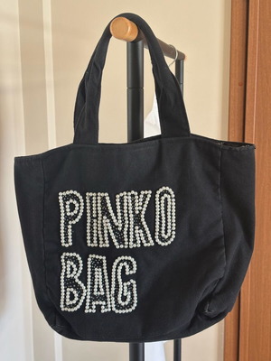 Pinko τσάντα ώμου σαν καινούργια με περλίτσες μαύρη