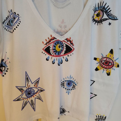 Bsb white t-shirt with eyes and low back small oversized like new