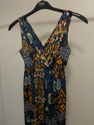 Women's printed dress size small like new