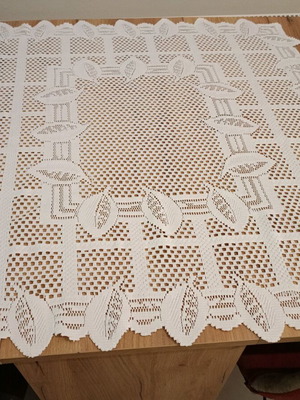 Vintage table linen like new