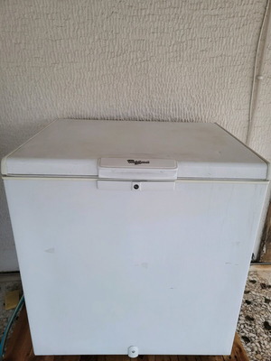 Καταψύκτης μπαούλο Whirlpool AFG 070 AP μεταχειρισμένος, 204 λίτρα