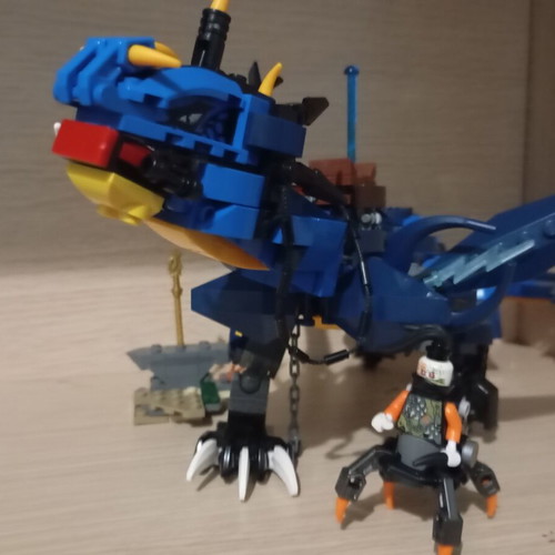 Stormbringer 70652 Lego Set Ninjago like new, Daddy No Legs figure only
