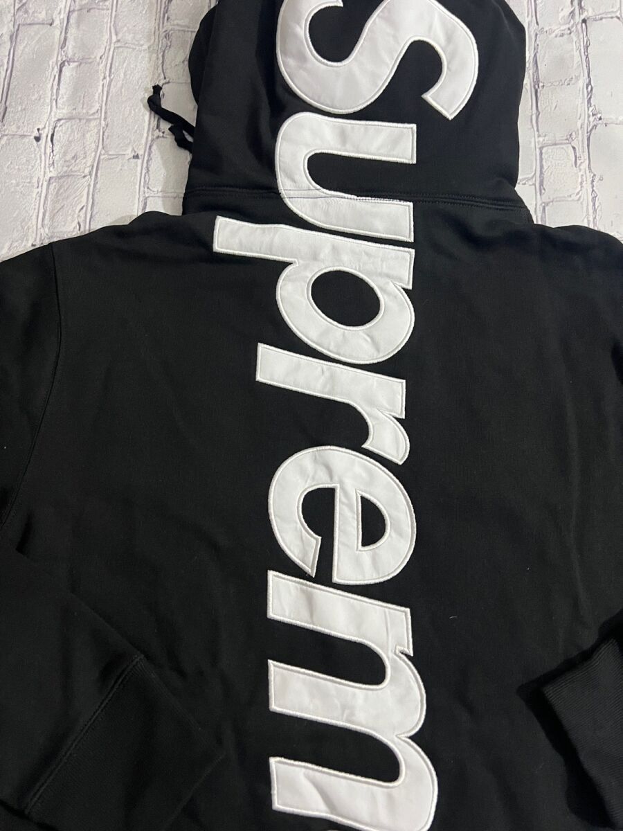 Supreme Satin Applique Hoodie new, sizes… - € 65,00 - Vendora.gr