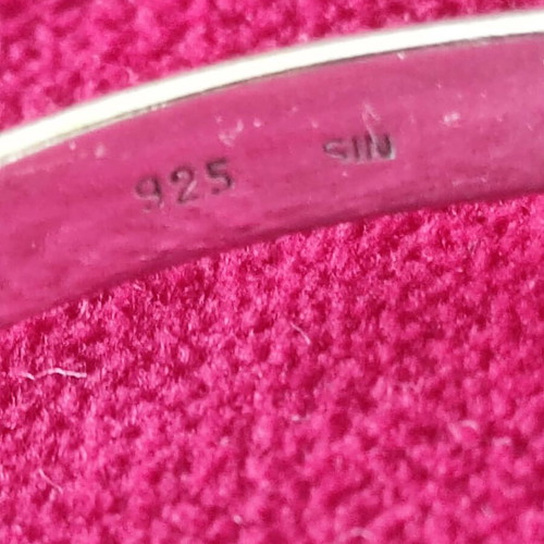 Silver cuff bracelet 925, like new, with three square garnets