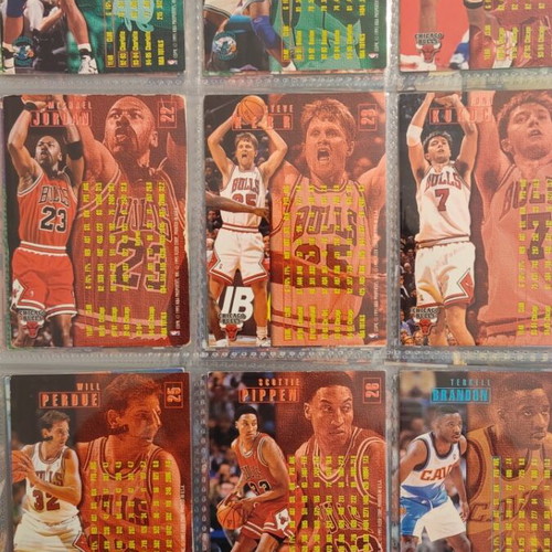 NBA Fleer Upper Deck 1995-1996 Album used, complete collection with binder