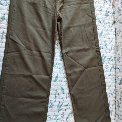 Pants new, size L 40 12, green