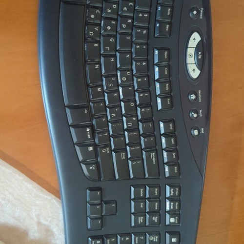 Microsoft Wireless Keyboard 3000 v1.0 σε σαν καινούργιο κατάσταση χωρίς USB δέκτη