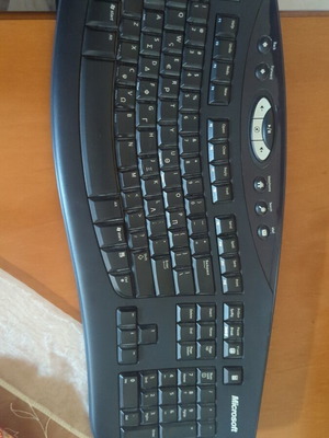 Microsoft Wireless Keyboard 3000 v1.0 σε σαν καινούργιο κατάσταση χωρίς USB δέκτη