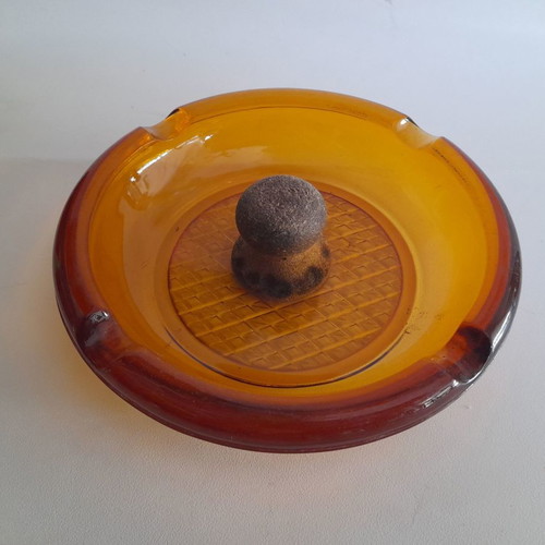 Vintage pipe ashtray used, amber color, 15 cm diameter