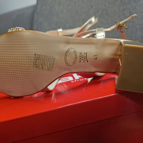 Nak leather platform sandals new, size 41, gold