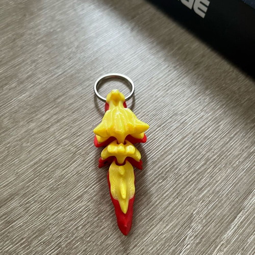 Dragon flexy keychain new 3d printed, durable and eco-friendly