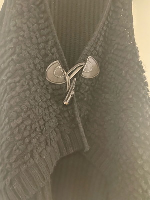 Black vest like new