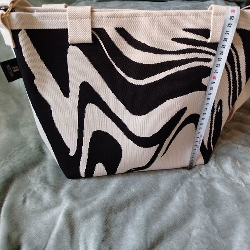 Modissimo knitted shoulder bag new, black and beige