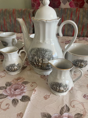 Porcelain tea set like new by Crown Bavaria with cake plates and accessories