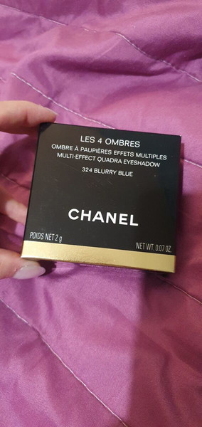  Chanel palette in BLURRY BLUE